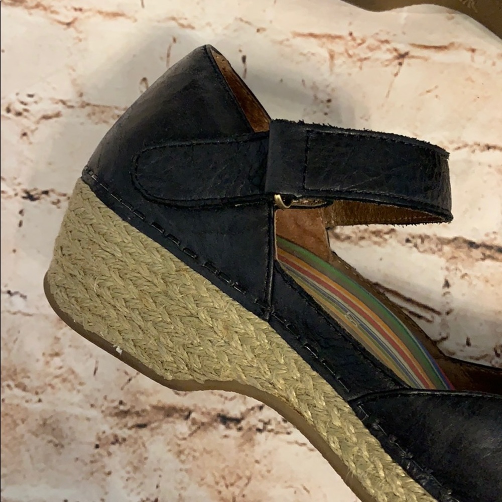 dansko clogs - Picture 3 of 5